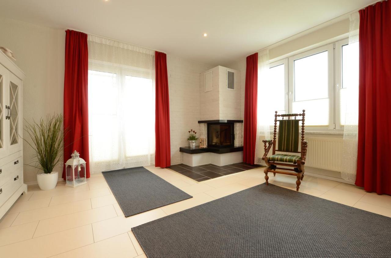 Ferienwohnung Seestern Fuer 6 Personen Mit Kamin & Terrasse ボルテンハーゲン エクステリア 写真