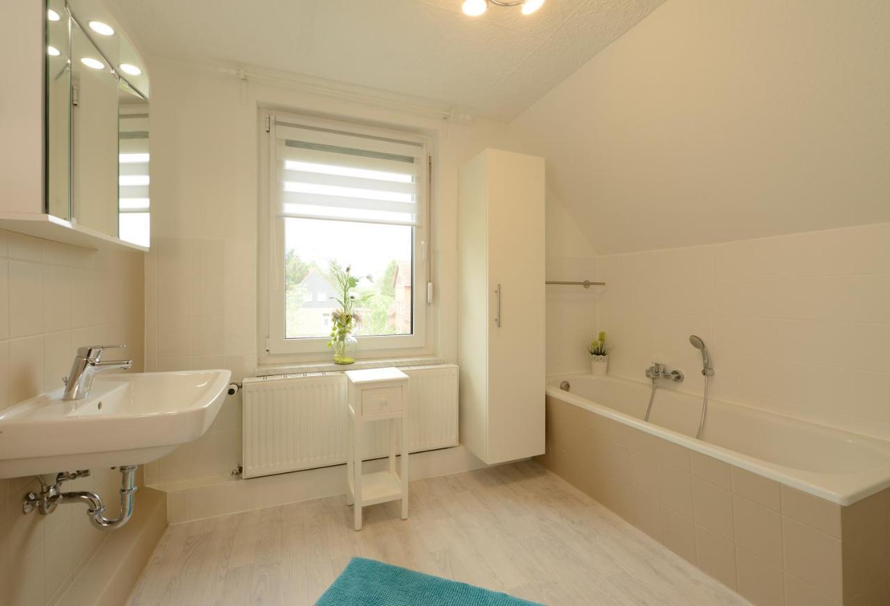 Ferienwohnung Seestern Fuer 6 Personen Mit Kamin & Terrasse ボルテンハーゲン エクステリア 写真