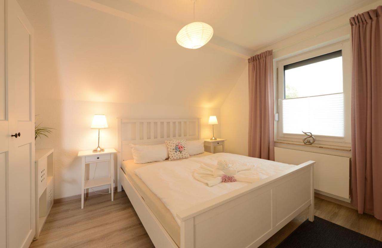 Ferienwohnung Seestern Fuer 6 Personen Mit Kamin & Terrasse ボルテンハーゲン エクステリア 写真